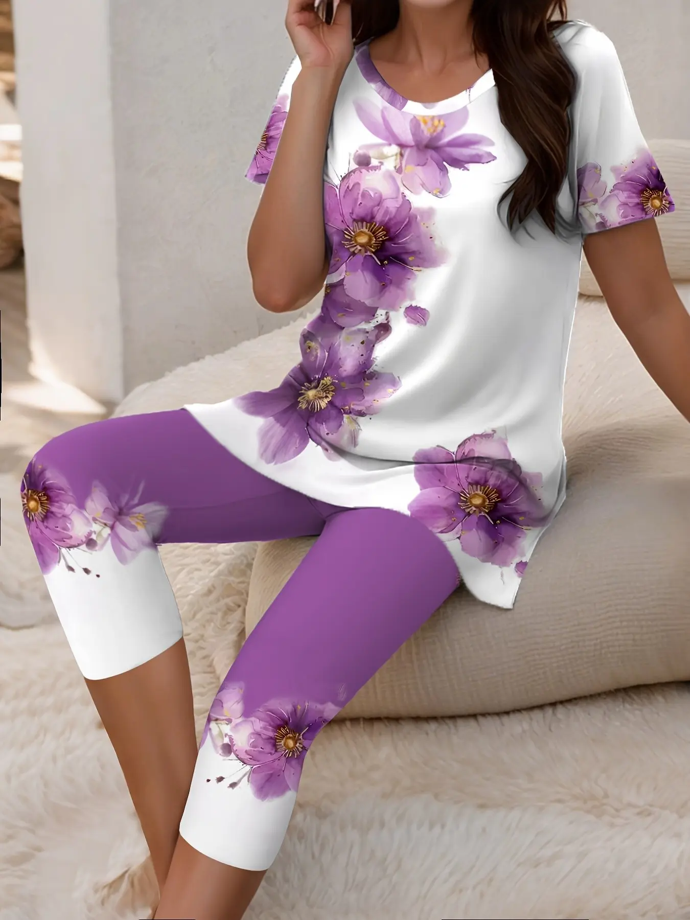 Plus Size Floral Bohemian Two-Piece Set, Women's Casual Short Sleeve T-Shirt, Flower Print Slim Fit Capri Pants, Comfortable All-Season, Clothes
