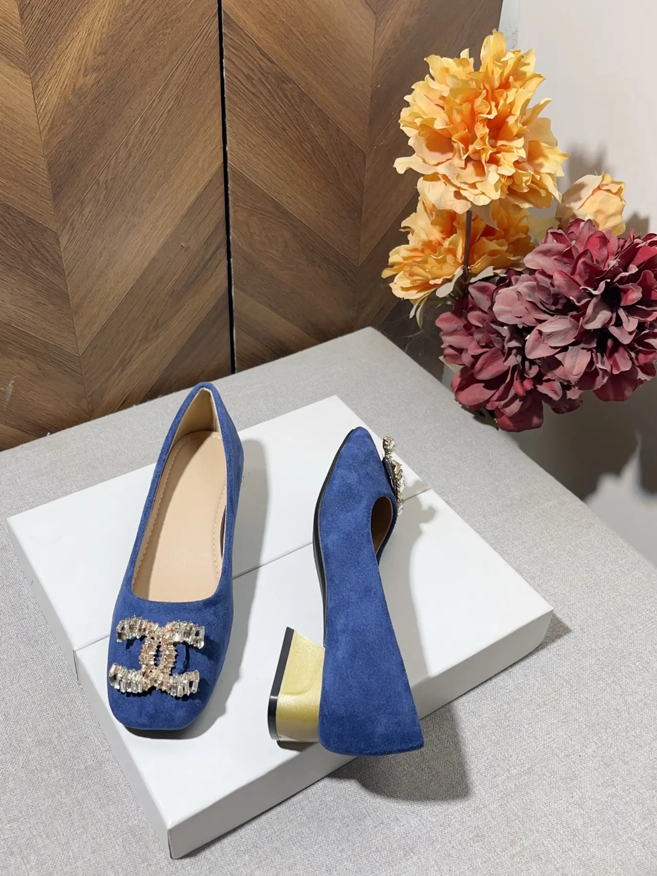 Vintage Velvet Square Toe Heeled Shoes for Women, Small Charming Water Drills Dual C Buckle, Five Colors Available, Elegant Office Wear