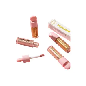 Lightweight lip & cheek highlighter. Instantly brightens contours for a natural, dewy glass-skin glow!