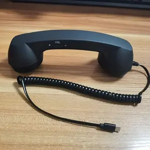 USB-C Retro Telephone Receiver, Direct Insert No Converter, Ergonomic Hand Grip, Vivid Colors, Fashionable Phone Decor Gadget