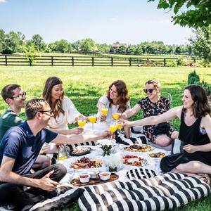 Dine eco-friendly on the go with these 2 reusable utensil sets!Made of durable wheat straw, each portable set includes fork, knife, spoon and a protective case.Compact and lightweight, perfect for school, work, lunch boxes