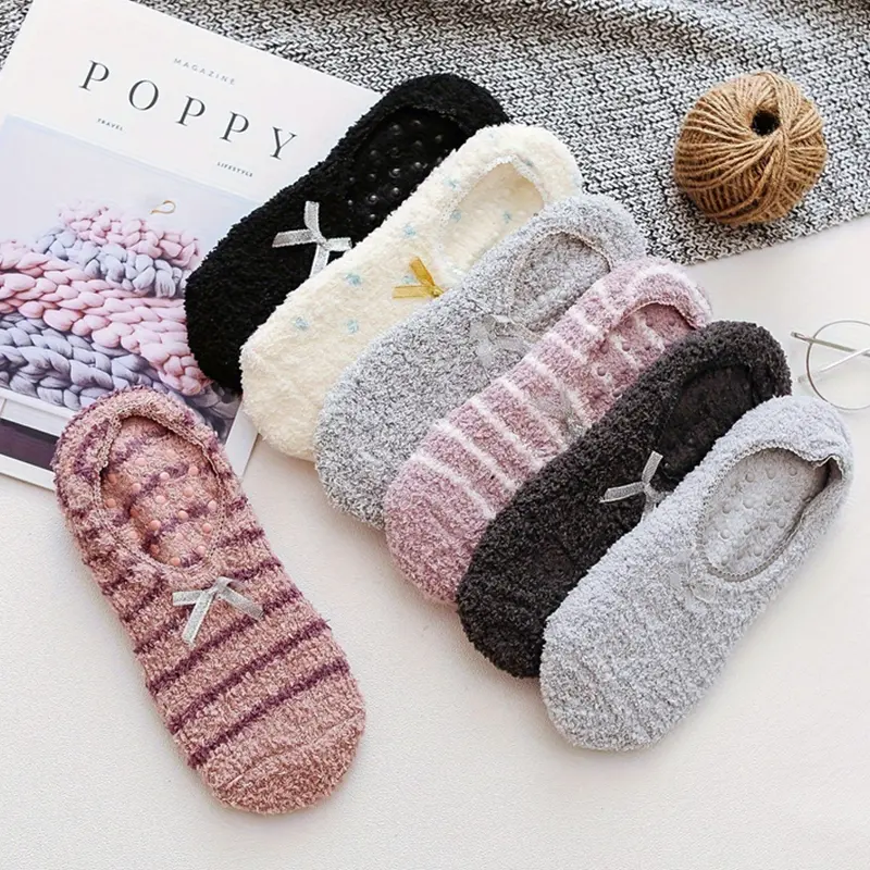 4 Pairs Women's Plush Fleece Slipper Socks, Non-Slip Warm Fuzzy Floor Socks, Cute Bow Decor Soft Comfortable Indoor Socks for Winter
