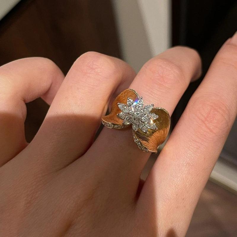 Vintage Butterfly Brushed Golden Engraved Ring, Premium Women's Jewelry for Gifts Parties and Daily Wear, Unique Engagement and Friendship Ring