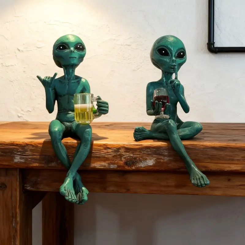 2pcs Green Alien Statue Set - Resin Sci-Fi UFO Collectibles with Alien Figures, / Fantasy Decor Suitable for Home, Office, Bar or - Unique Gift for UFO Enthusiasts & Sci-Fi Fans