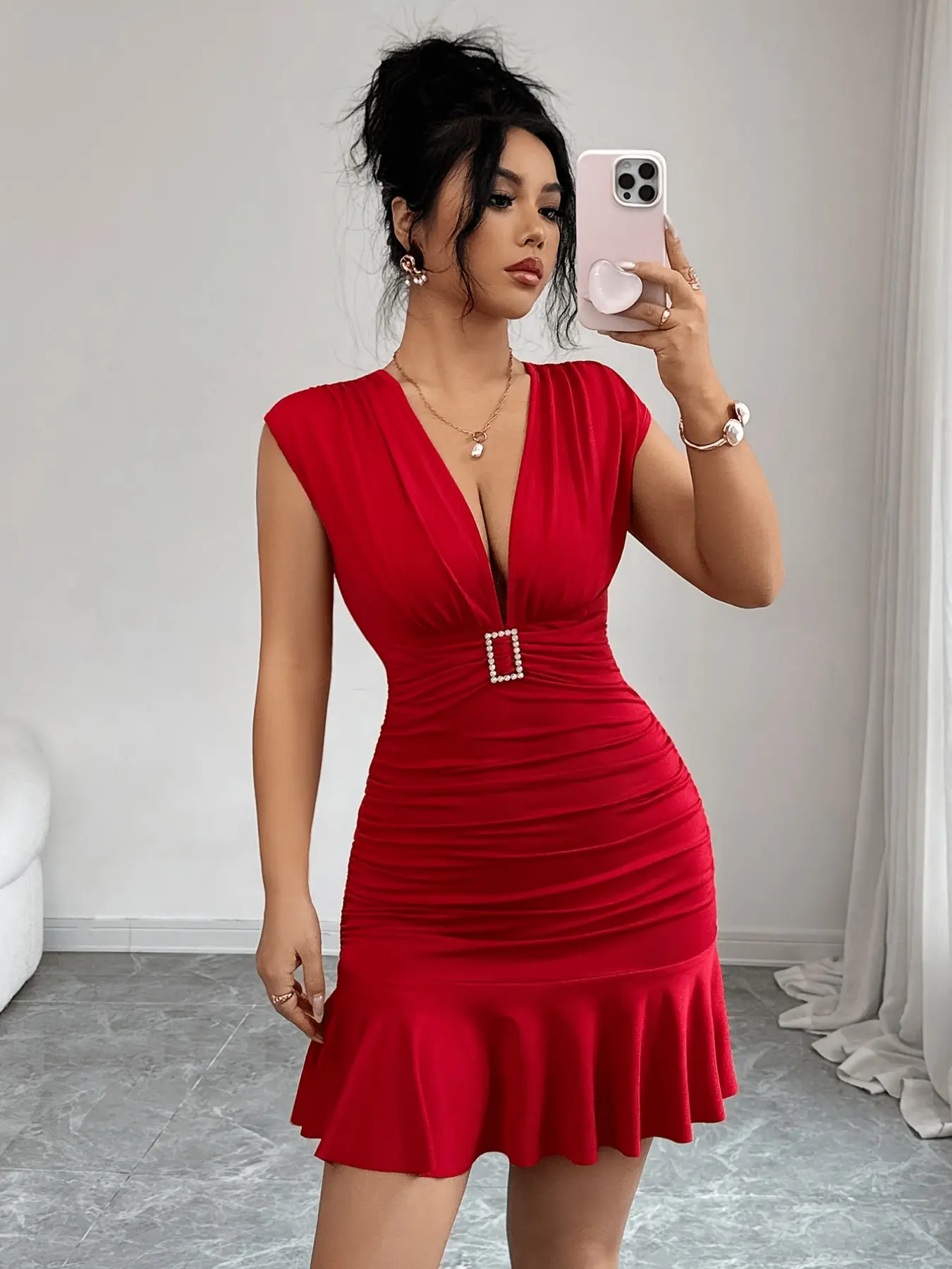 V-Neck Bodycon Cocktail Dress, Sexy Chic Elegant Fashion Dress, Ruched Waist, Rhinestone Button, Flounce Hem, Sleeveless Short Dress, Nightclub Party Date Wear, Feminine