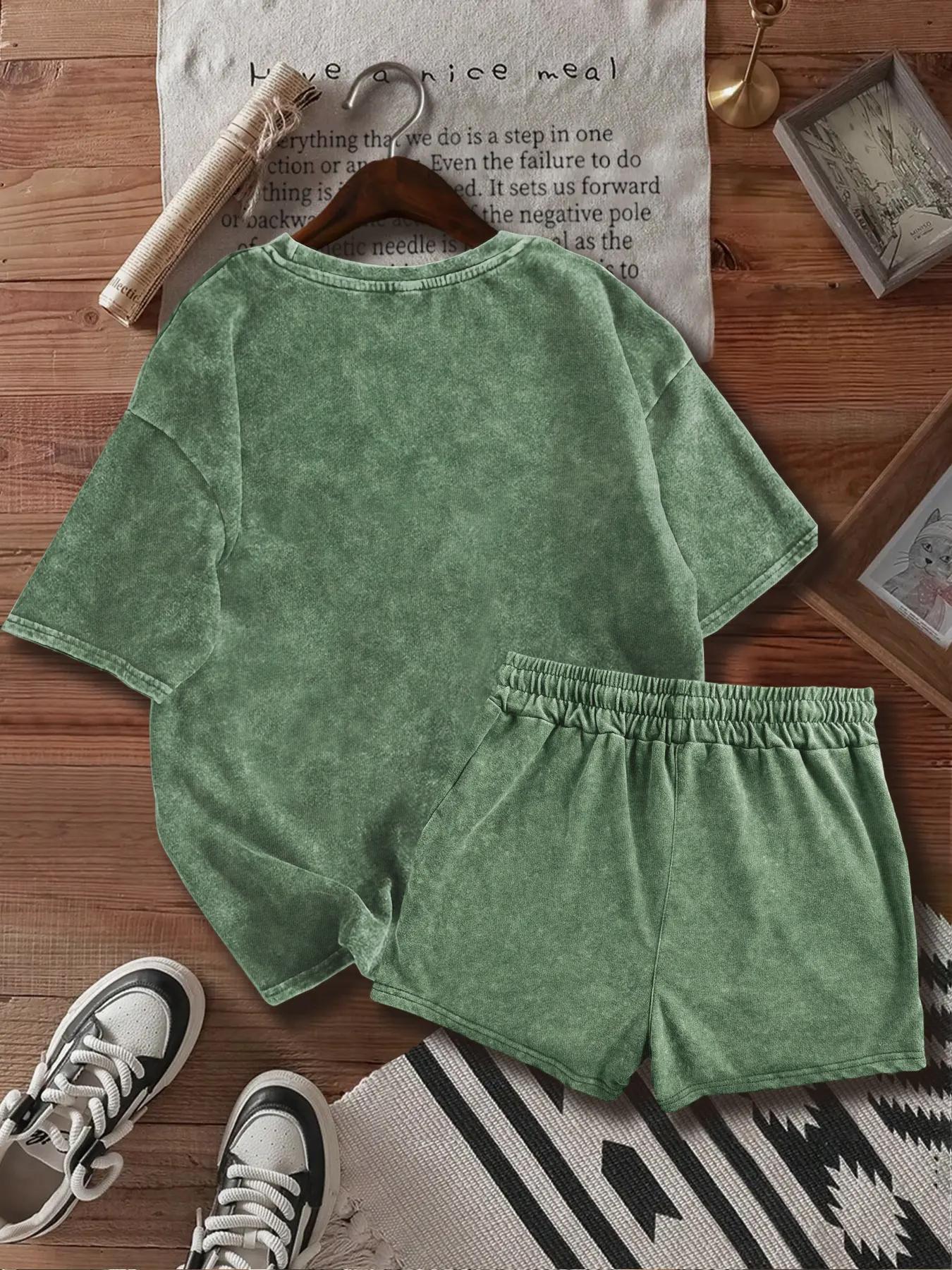 Two-Piece Set Women's Cherry Print Tee & Leopard Print Shorts, Casual Short Sleeve T-shirt & Shorts, Ladies Summer Clothes for Daily Wear, Suits, Casual Lounge Set