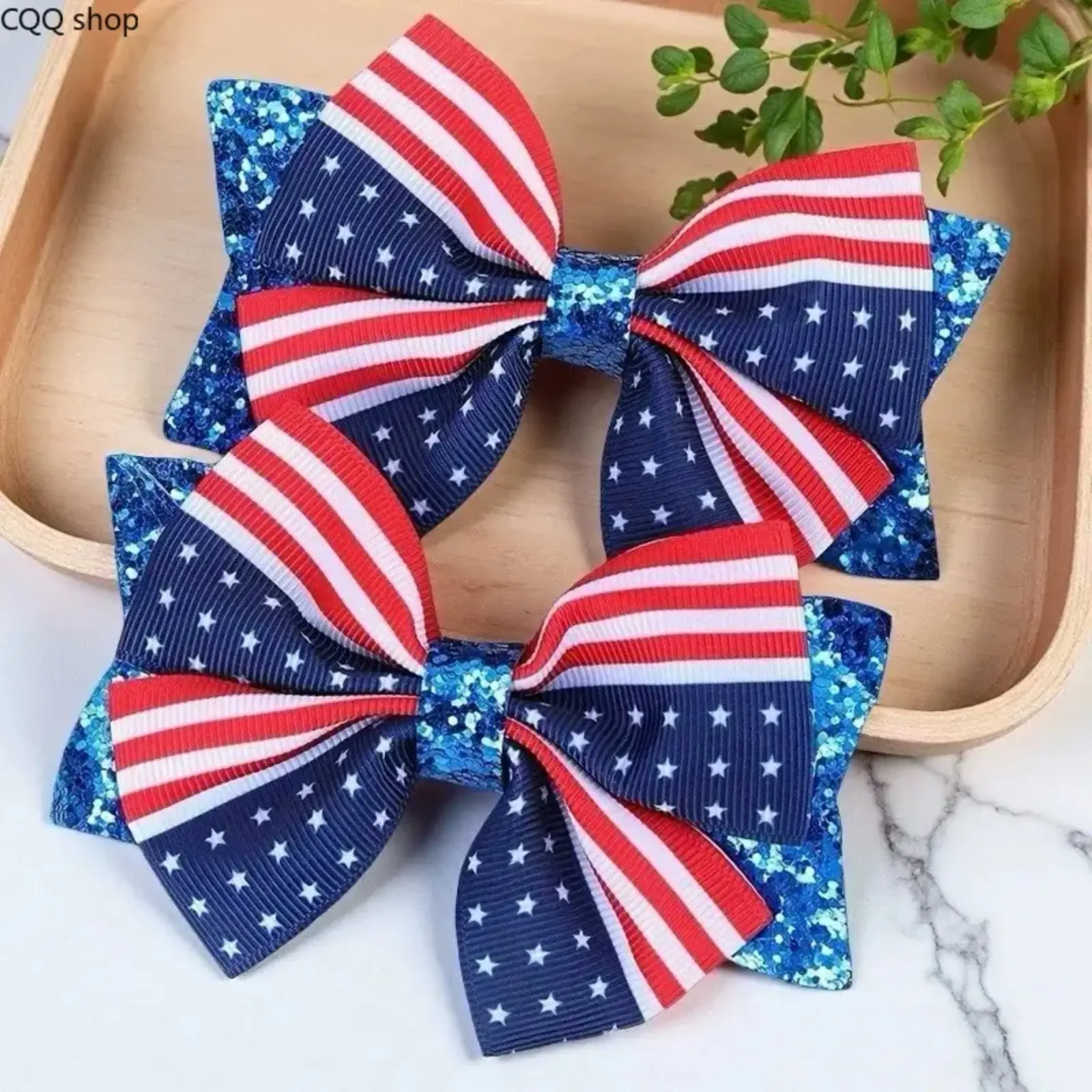 1 pair of American Independence Day (July 4th) Snap Hair Clips, Hair Barrettes, multi colored striped fabric bow, American flag print, suitable for girls' holiday party gifts