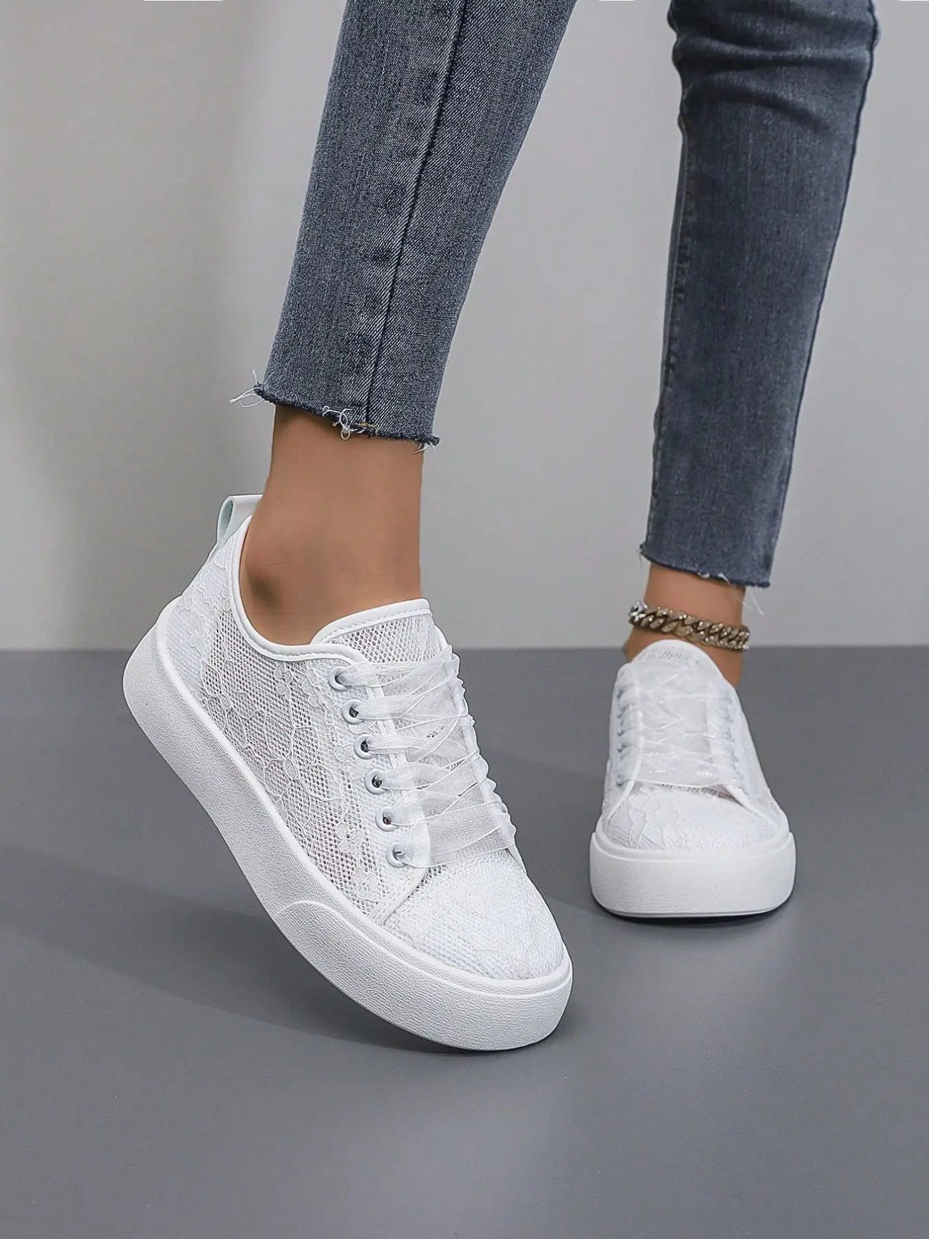 Fashionable Floral Pattern Lace Design Chunky Sneakers, Casual Comfortable Breathable Sports Shoes, Female All-match Round Toe Low Top Trainers for Daily Wear, Flat Trainers, Trendy Trainers