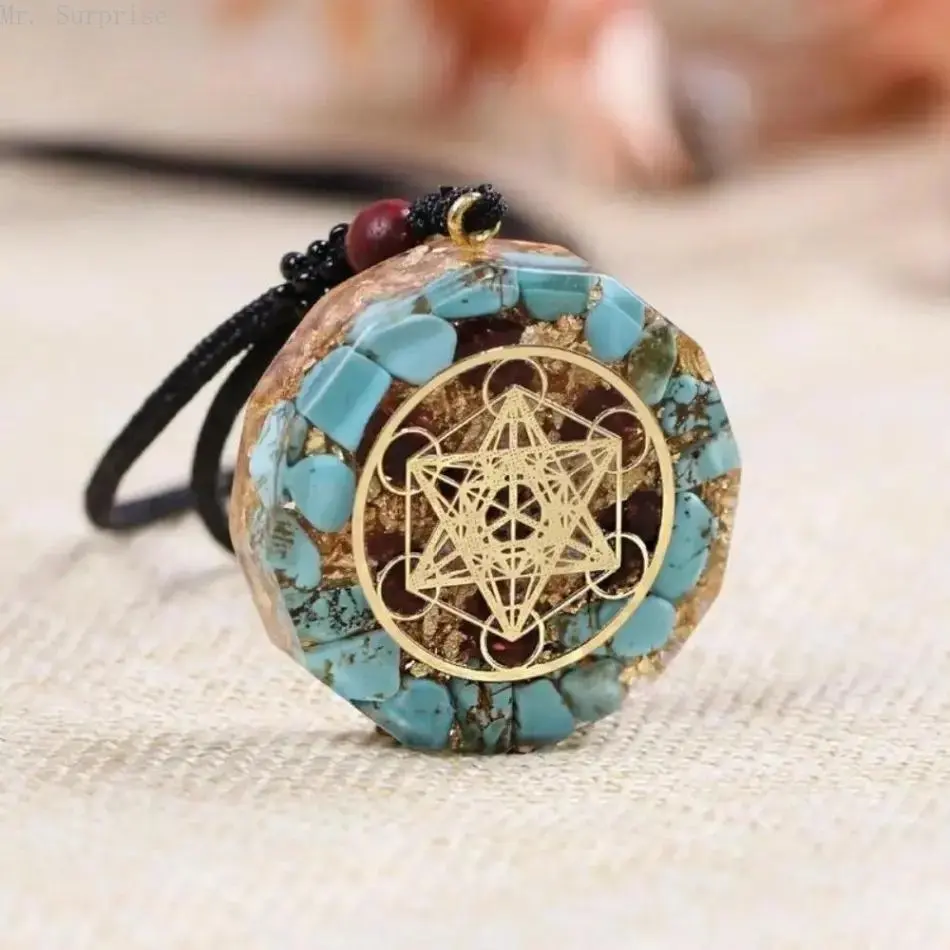 Unisex Orgonite Pendant Necklace with Natural Blue Turquoise Crystal, Geometric Chakra Healing Energy Protection Amulet, Spiritual Calming Stone Jewelry for Meditation, Daily Indoor Leisure & Mind Relaxation