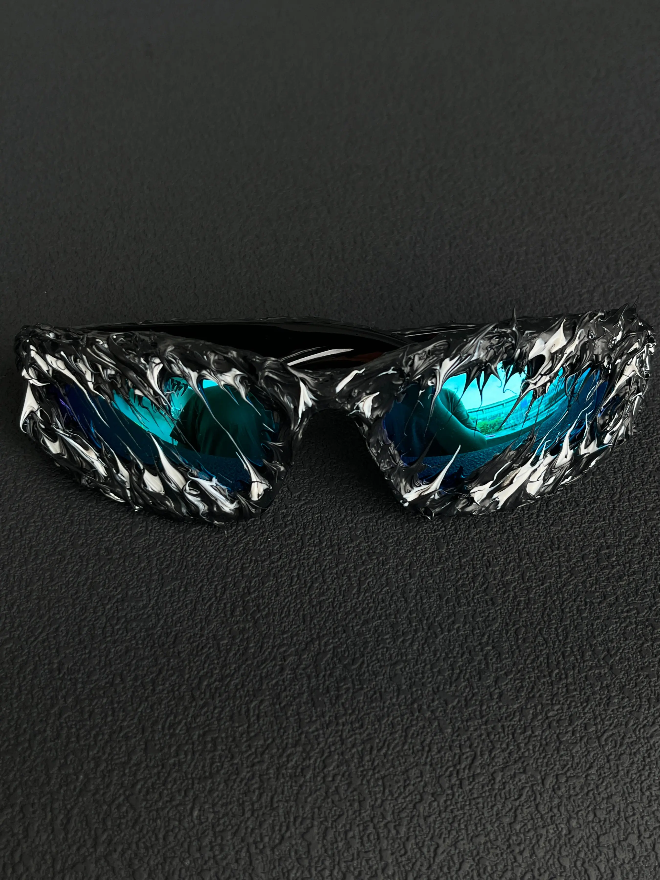 Lava Thorn Costume Glasses, Cyberpunk Future Festival Decorative Lens, Punk Style, Handmade, All Seasons