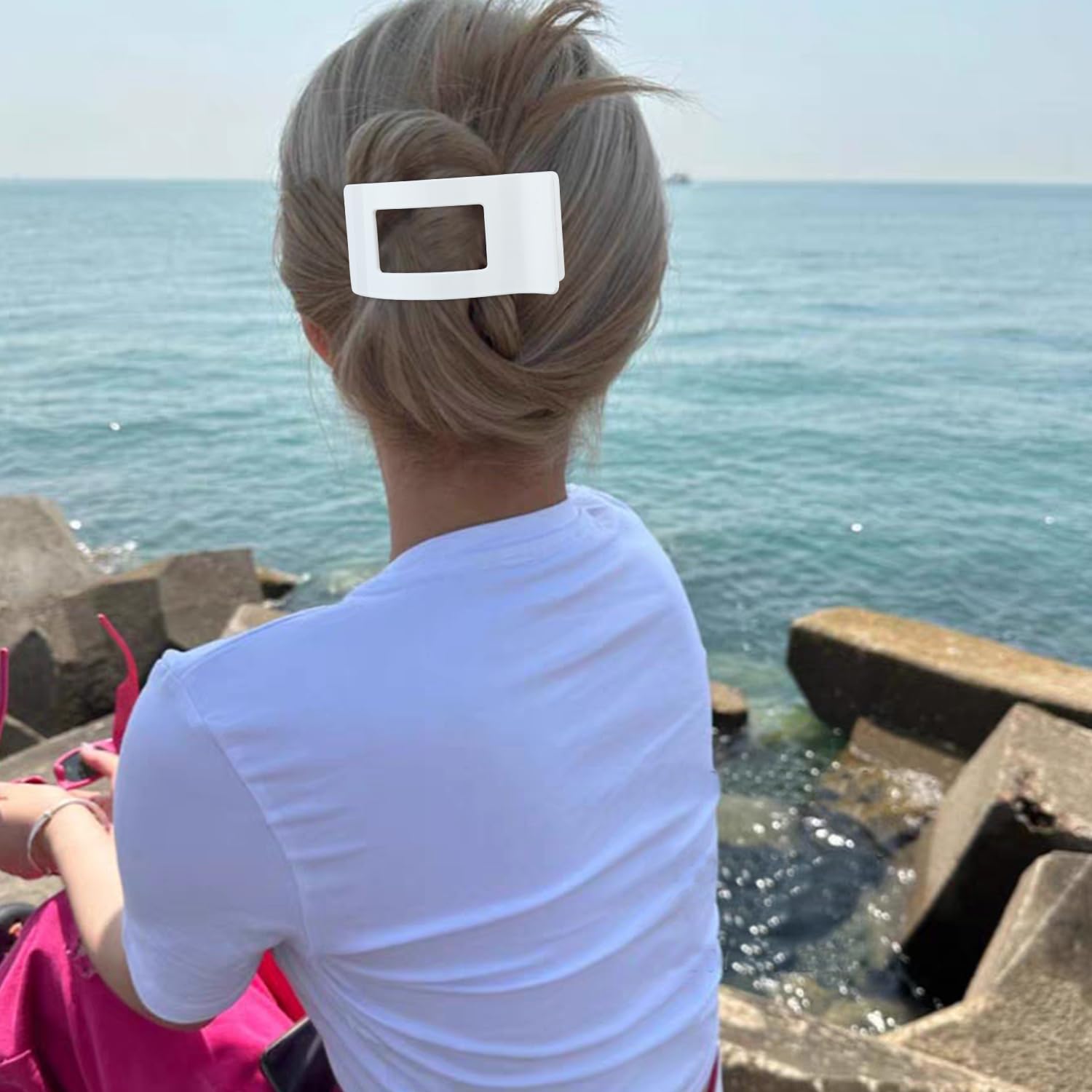 Flat Hair Clips for Women Girls, Matte Lay Flat Claw Clips, Strong Hold Large Side Hair Clip All Hair Types, French Duck Billed Hair Jaw Claw Clip, Non Slip Grip for Daily Styling Tortoise