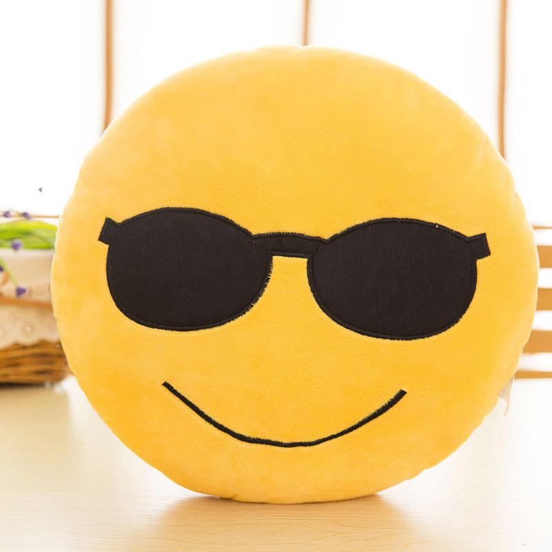 A fun plush toy with a novel smiley face expression, can be used as a pillow or cushion, suitable for corporate events and as a gift for children football