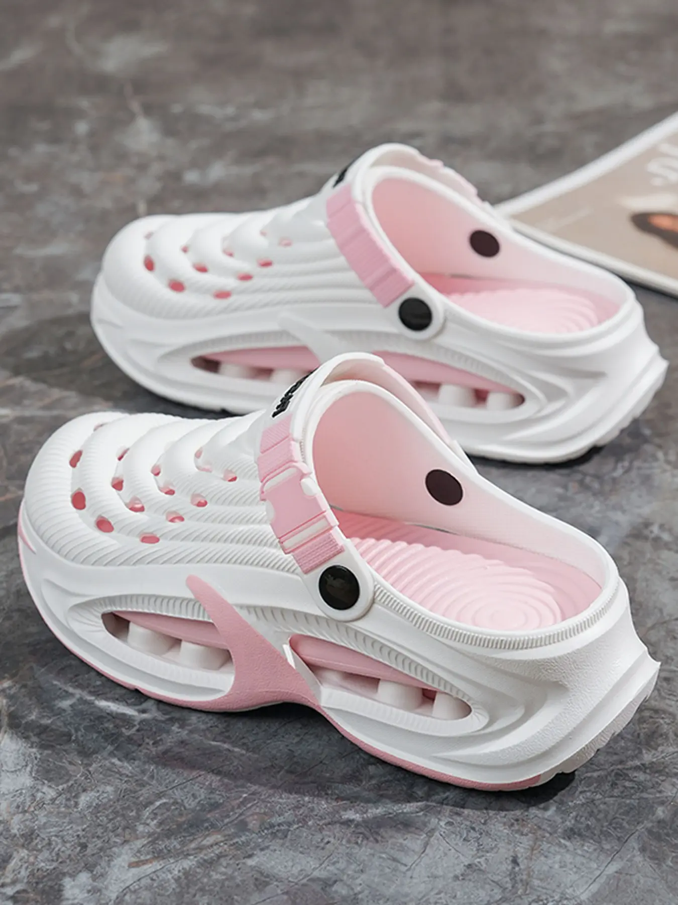 Women's Fashion Slippers, Summer New Trendy Thick Sole Elevation Holes, Colorblock Design, Breathable, Anti-Slip, Outdoor & Indoor Use, Thick Soled Slippers