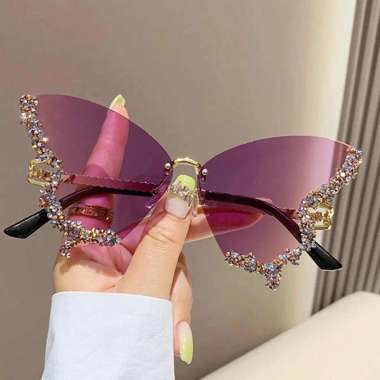 2026 New Frameless Butterfly Diamond Sunglasses For Women, Exaggerated Personalized Trendy Shades, Viral European American Influencer Fashion Eyewear For Street Styling