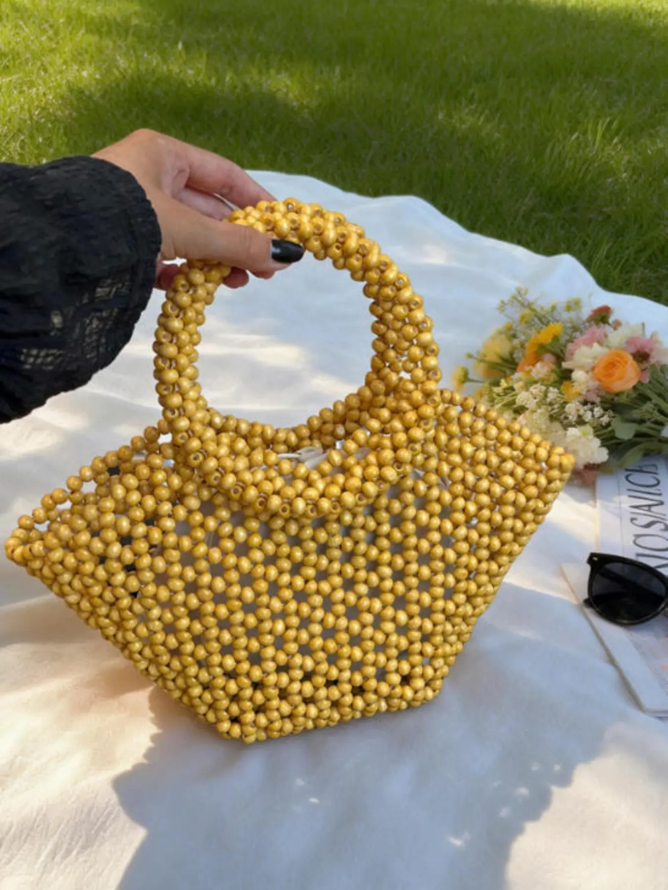 Ethnic Vintage Wooden Bead Handbag, Beaded Bag, Handwoven Hollow Out Basket Bag, Beach Vacation Fairy Dressing Bag, Suitable for Beach Trip and Shopping