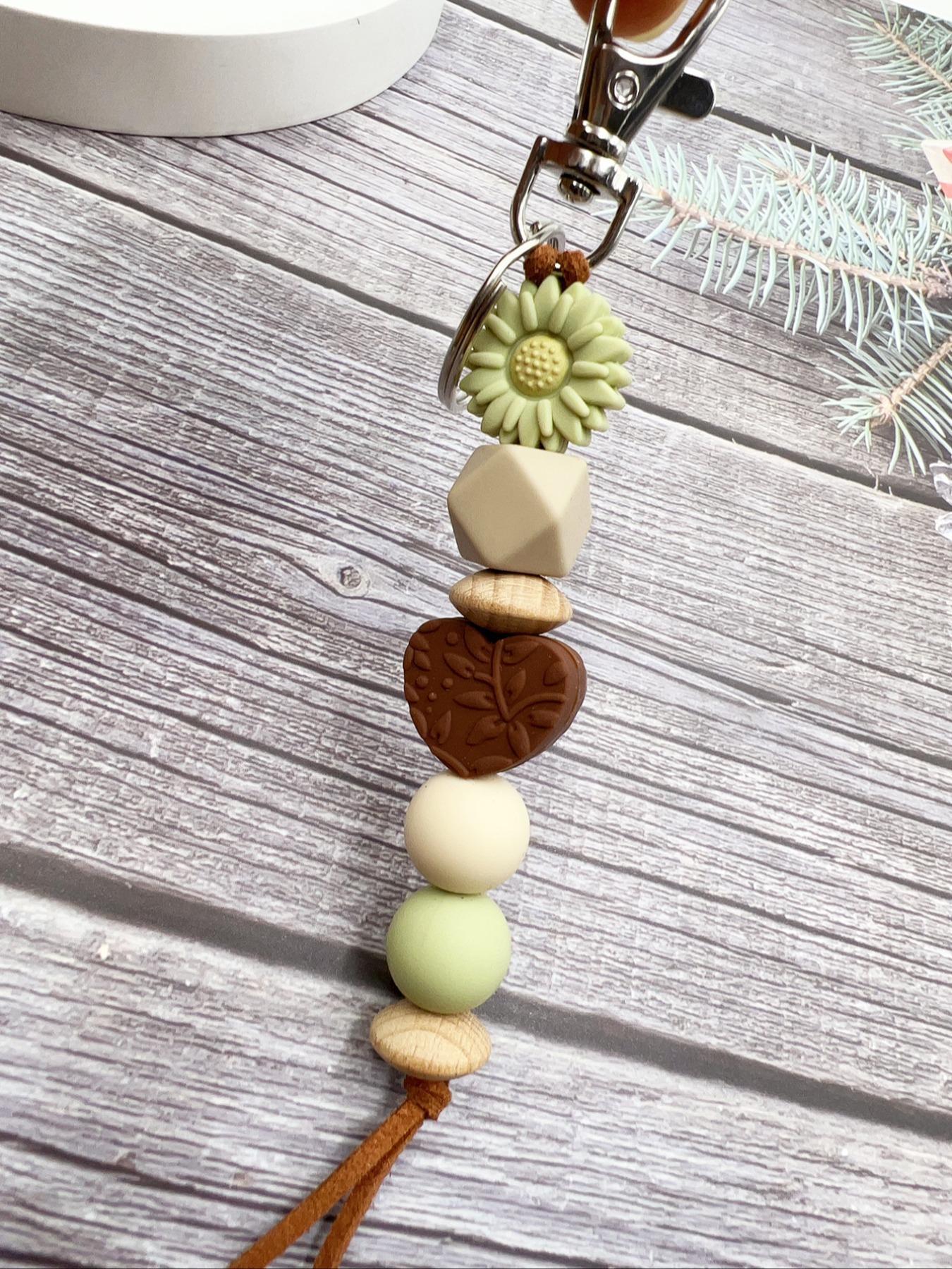 Fashion Elegant Daisy Silicone Keychain, Flower Keychain, Floral Pattern Keychain, Floral Beaded Bag Charm, Teacher Gift Car Pendant, Friend Present, All Seasons