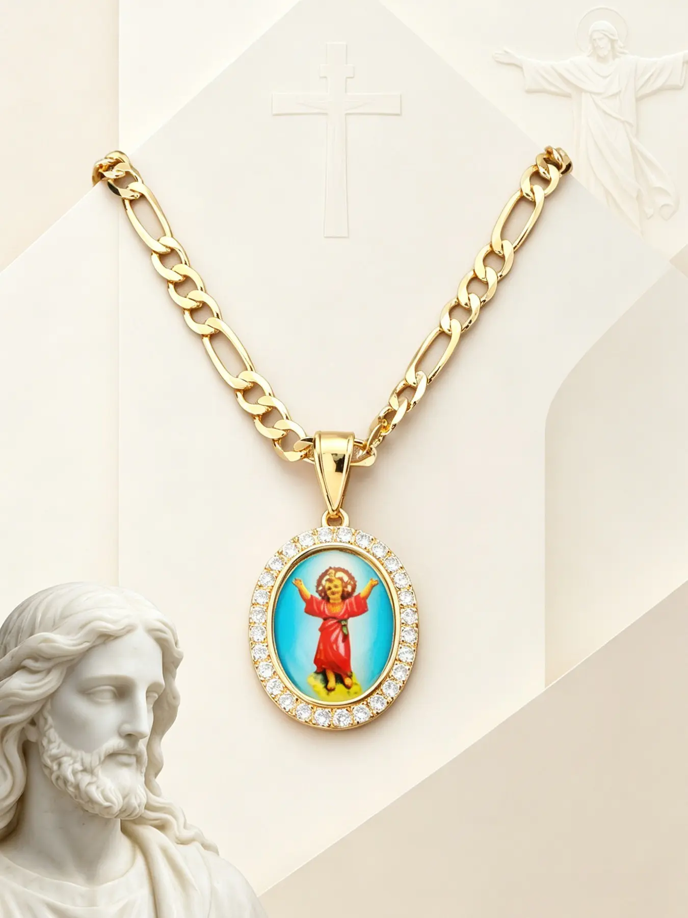 1 Piece Divino Niño Jesus Pendant Necklace, Oval Religious Charm with Cubic Zirconia, Copper Inlaid Zircon, Classic Figaro Chain, Catholic Christian Jewelry for Men Women, Faith Gift for Baptism/Confirmation