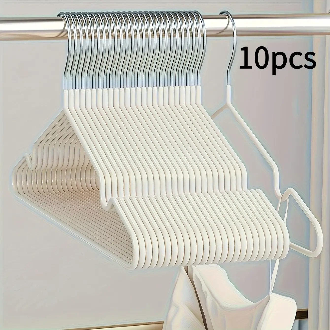 Non-Slip Metal Clothes Hangers, Anti-Shoulder-Bump & Mark-Free, Stable Sturdy Structure, Modern Style Wardrobe Organizer for Home