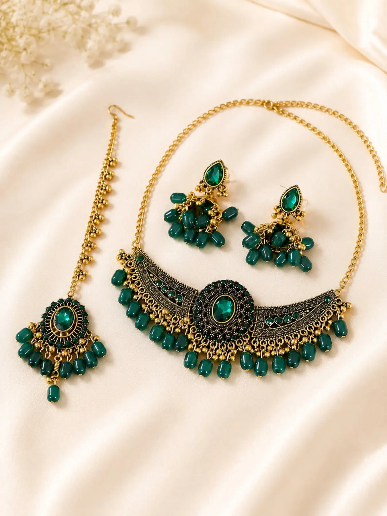 Indian Bridal Jewelry Set, Kundan Inspired Choker Necklace Earrings and Maang Tikka Set, Bollywood Wedding Party Jewelry Accessories for Women