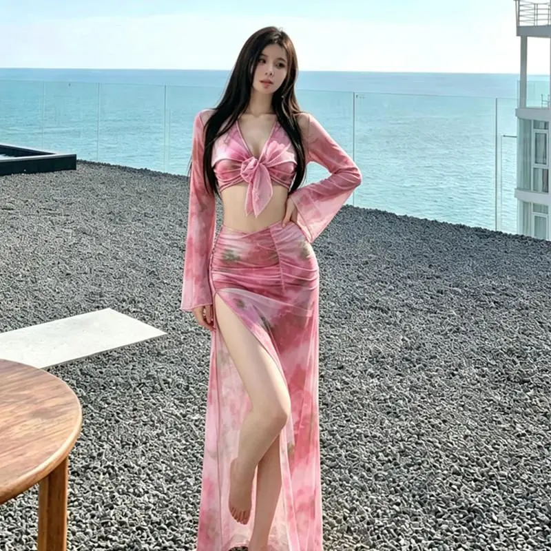 Women's Elegant Long-Sleeve Floral Print Polyester Bikini Set - Korean Sexy Look Beach Wear with Chest Pad, No Steel Support