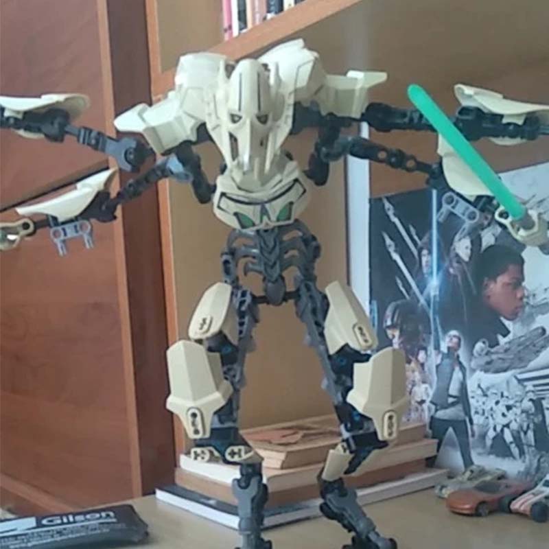 183pcs Ksz714 Star Action Figure Toy Anime General Robot Grievous With Lightsaber Hilt Combat Weapon Model Building Blocks Gifts