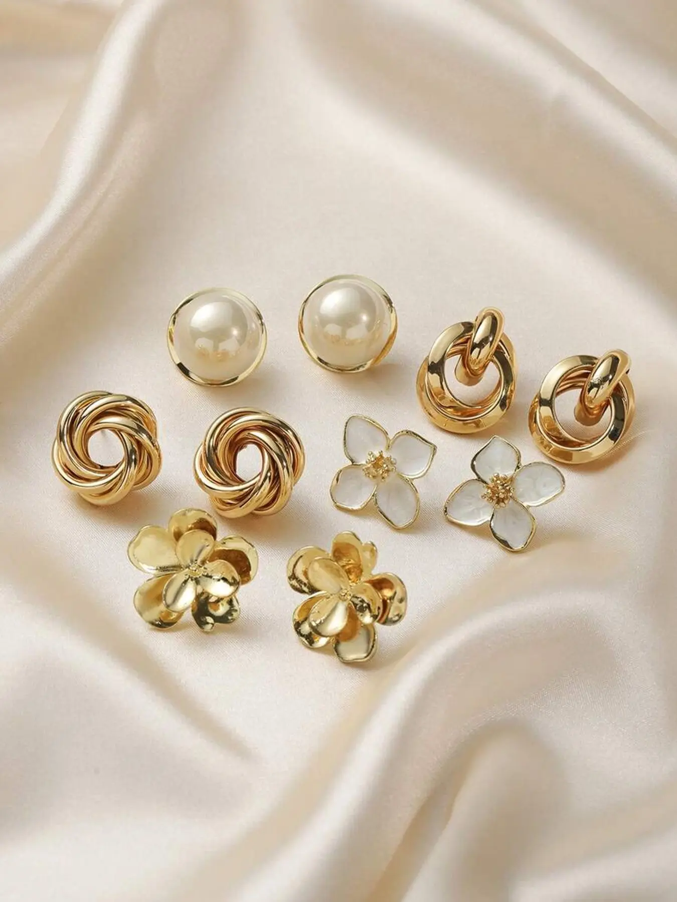5 Pairs  Vintage Textured Metal Geometric Flower Stud Earrings, Faux Pearl French Minimalist Unique Design Earring Set, Versatile Fashion Accessories For Women Daily & Festive Wear, Versatile Accessory