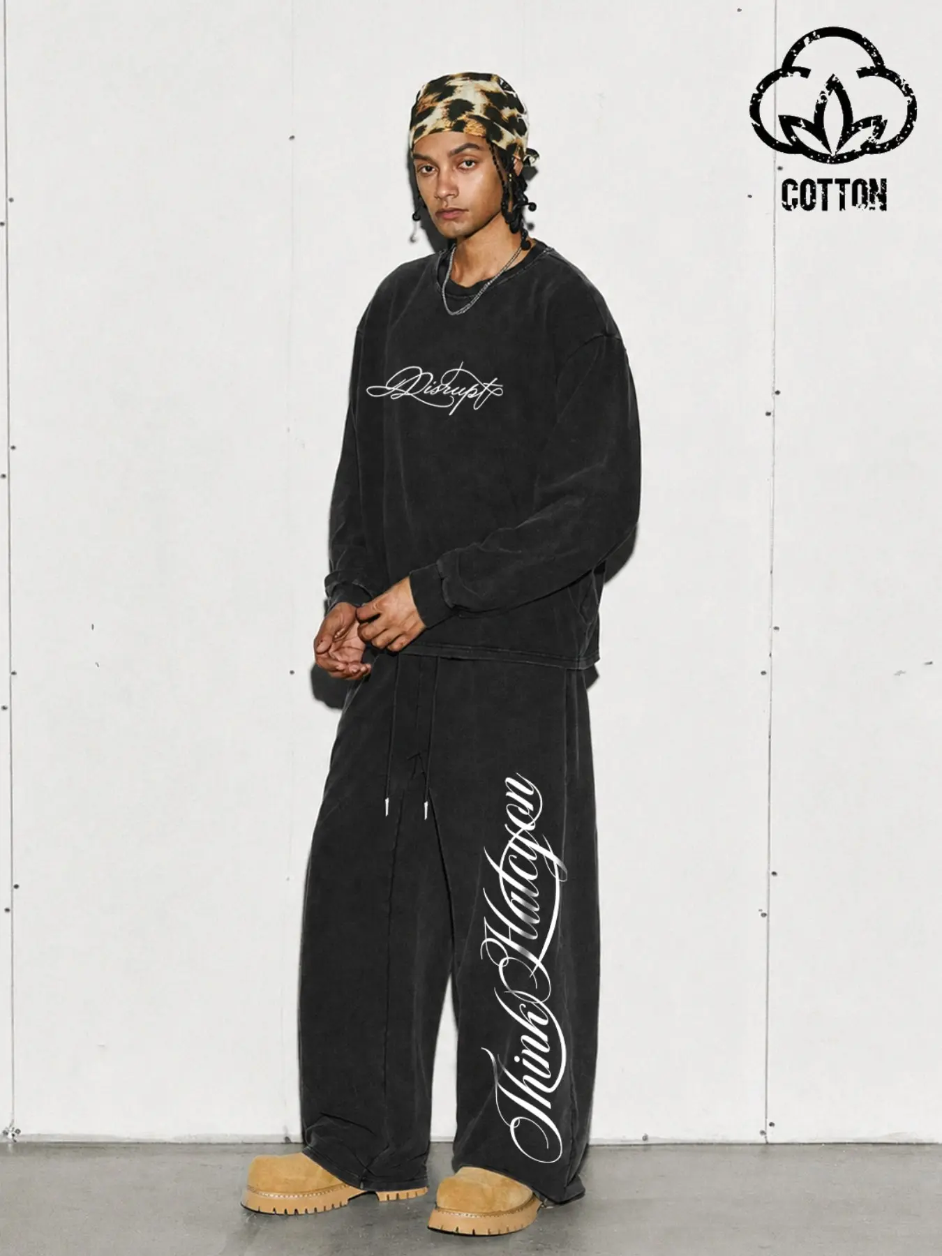 Unisex Heavyweight Cotton Tracksuit | Vintage Washed Drop Shoulder Sweatshirt & Script Wide-Leg Joggers 2-Piece Set | Comfy Y2K Aesthetic Airport Outfit & Minimalist Skater Boy Style Trend 2026 Casual Sportswear Outfit