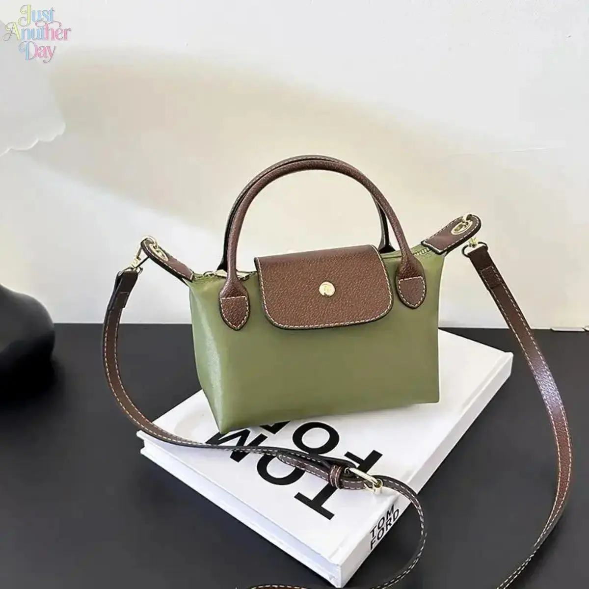 Nylon Mini Dumpling Bag – Waterproof Crossbody & Shoulder Bag for Daily Use Nylon Mini Dumpling Bag – Waterproof Crossbody & Shoulder Bag for Daily Use