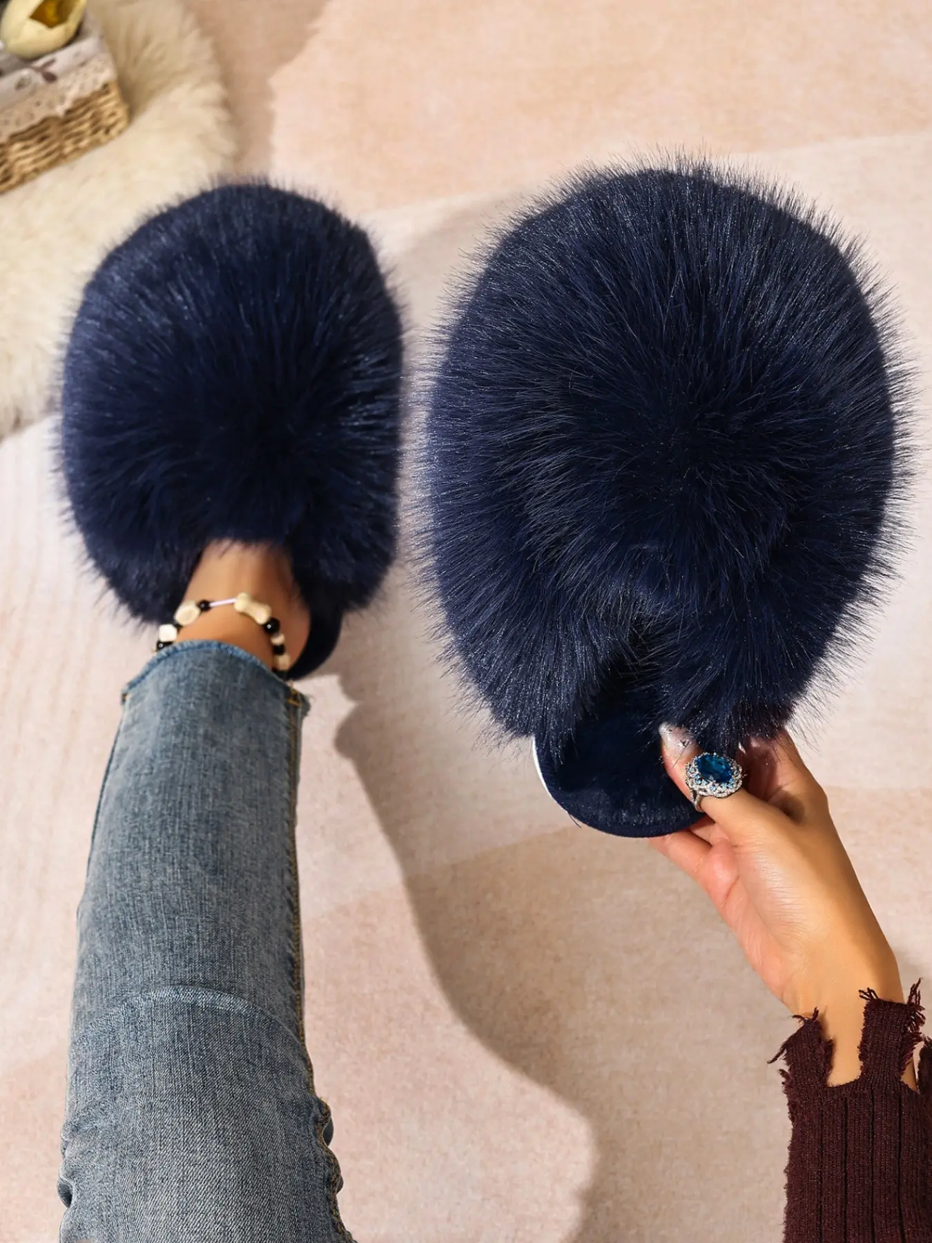Women's Brown Fluffy Long Faux Fur Slide Slippers, Fall Winter New Lazy Chic Style, Plus Size, Warm House Slippers, Versatile Thick Plush Surface, Warm Soft Sole Indoor Daily Casual Open Toe Furry Slides For Ladies