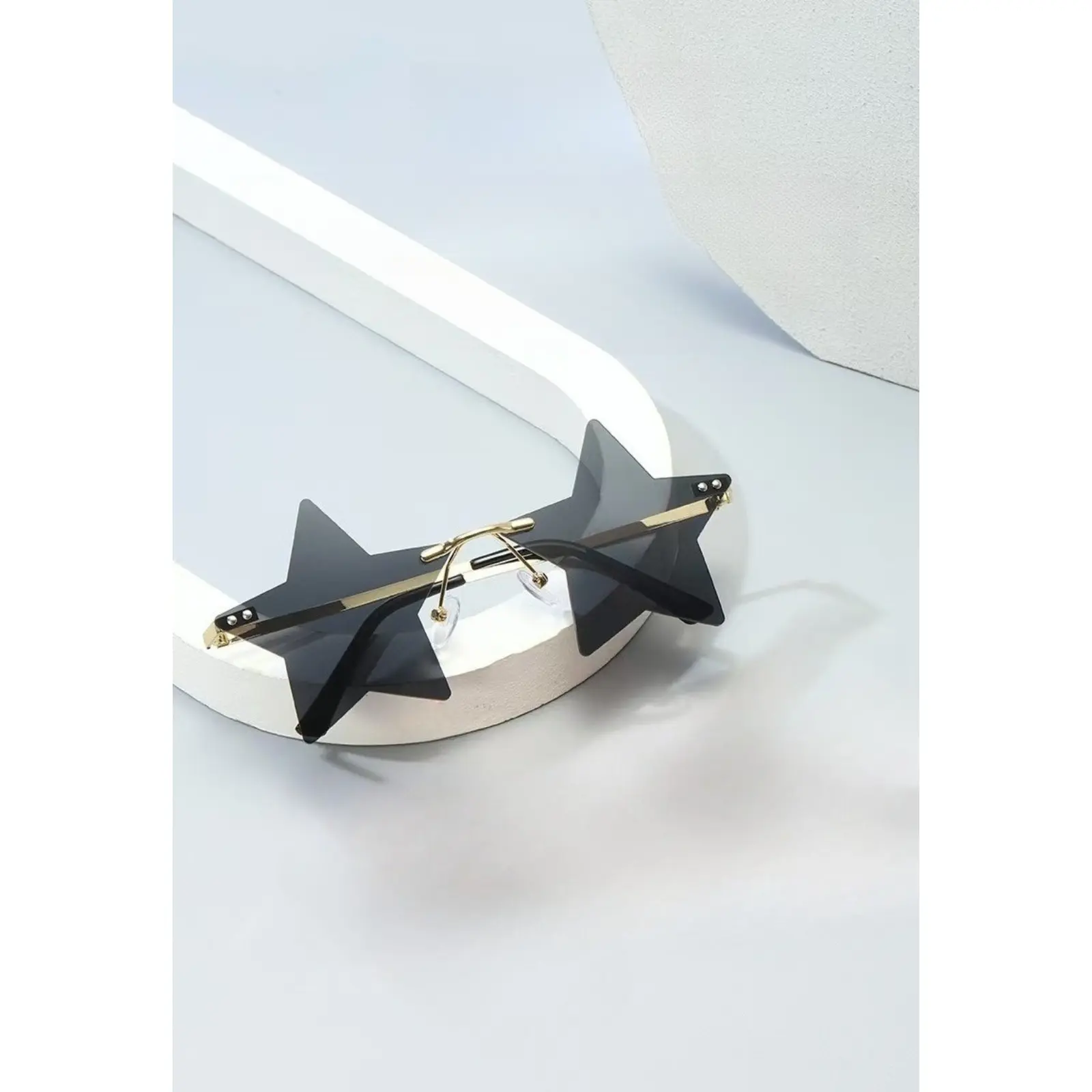 Star Shaped Sunglasses Rimless Frameless Eyewear Unique Pentagram Shades Y2K Party Costume Glasses Women Festival Rave