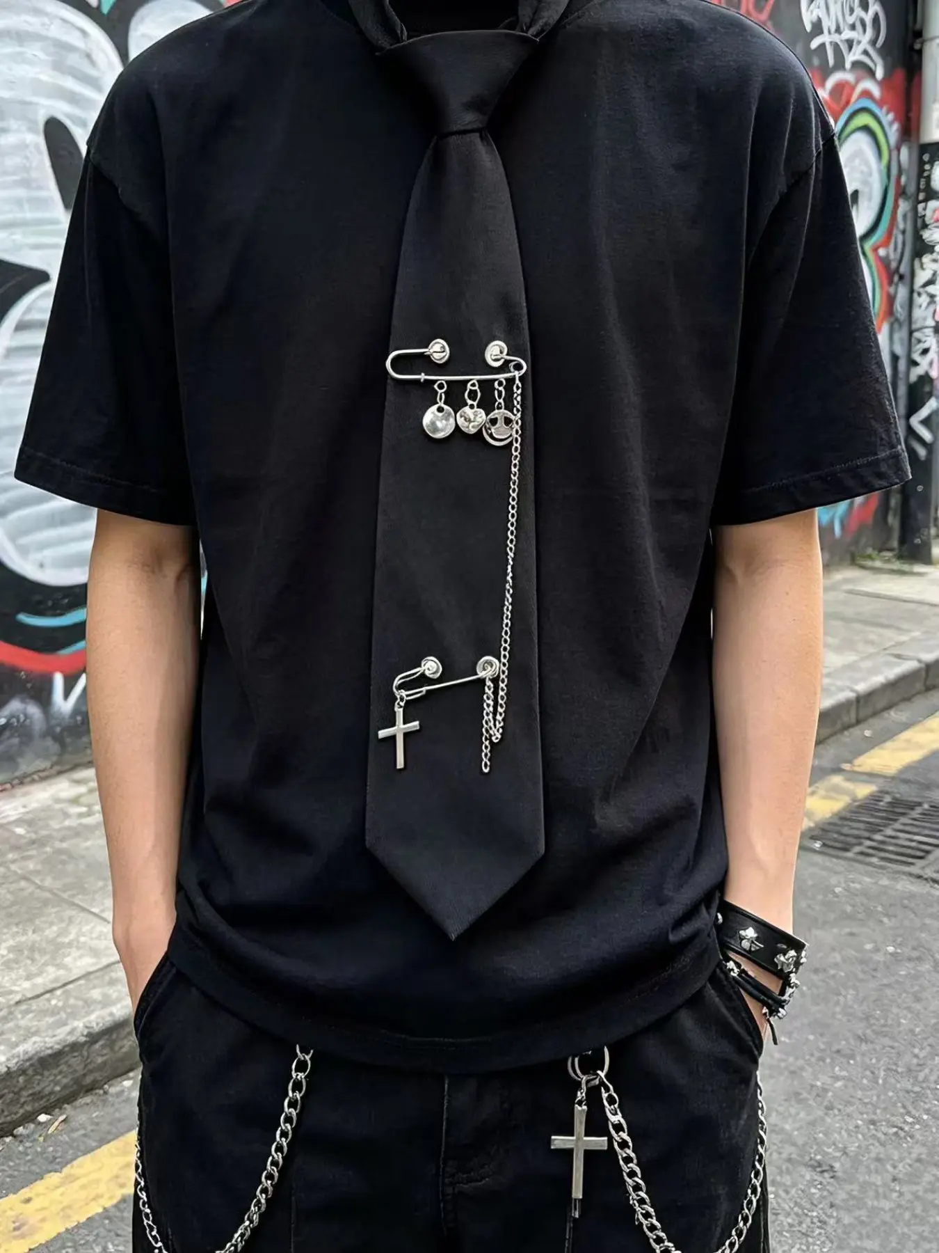 Pre-Tied Gothic Neck Tie with Cross & Smiley Metal Chain Pin, Punk JK Uniform Collar Accessory for Women Shirts Solid Tie Side
