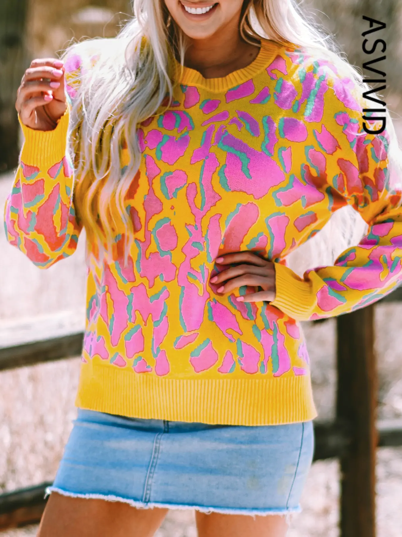 Women's Elegant Oversized Abstract Leopard Print Long Sleeve Sweater, Ribbed Round Neck Knit Top for Spring and Autumn, Casual Chic Style