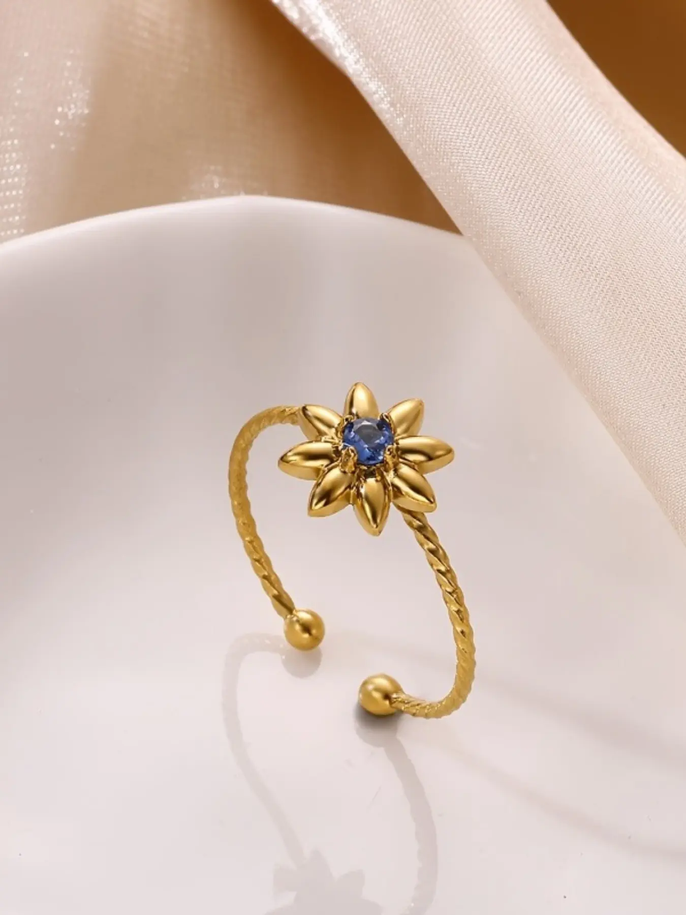 1PC Adjustable Flower Ring with Blue Zircon, Golden Color Sunflower Design, Hypoallergenic Material, Wedding and Christmas Jewelry Gift