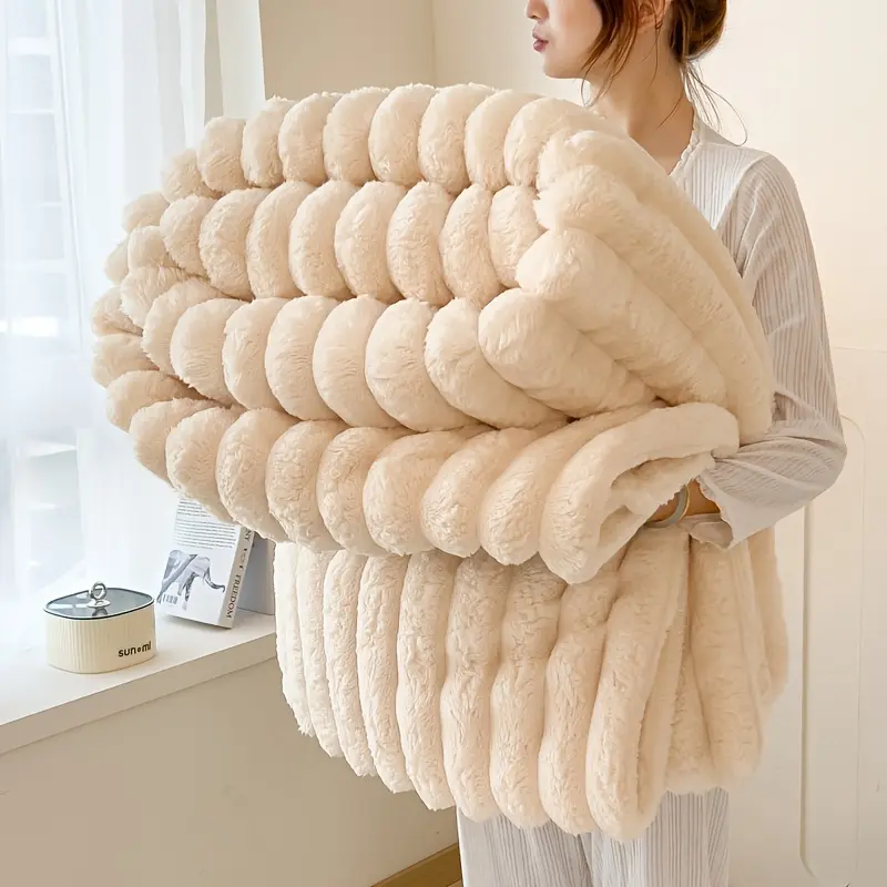 1pcs Super-Soft Plush Throw Blanket Suitable for Bed Couch & Sofa, Lightweight Flannel Fleece Bedspread, All-Season Bedspread Machine Washable for Office, Outdoor Use-Back to Shool Shopping Gift classic stripe pattern, Contemporary, Polyester