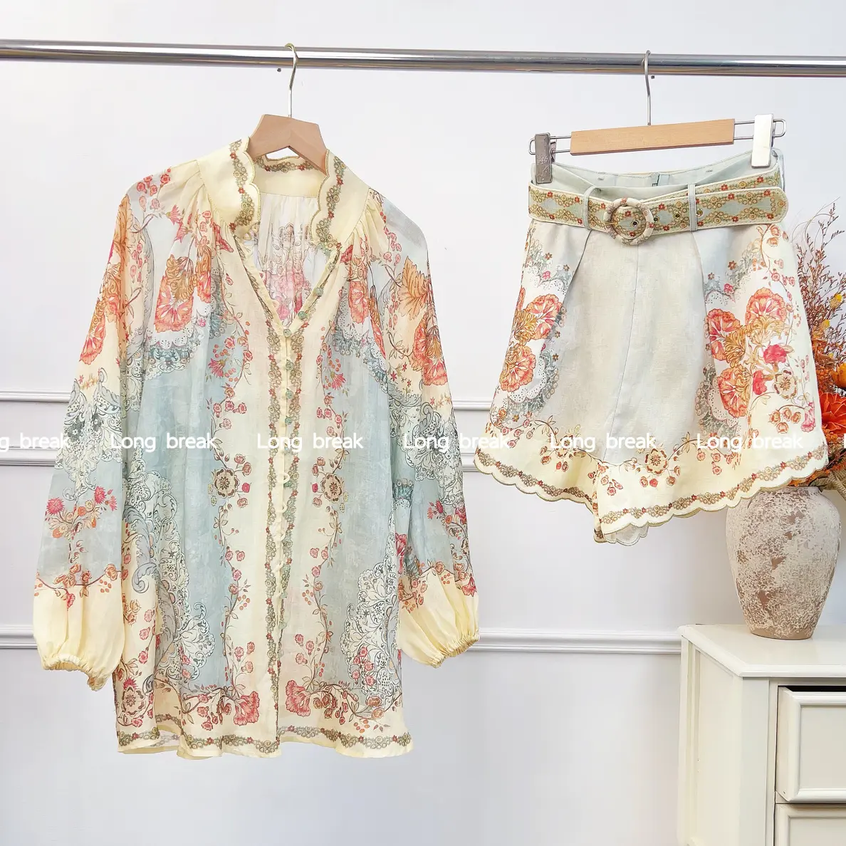 2026 Spring New Vintage Floral Ramie Top Casual Chic Two-Piece Set + A-line Linen Shorts