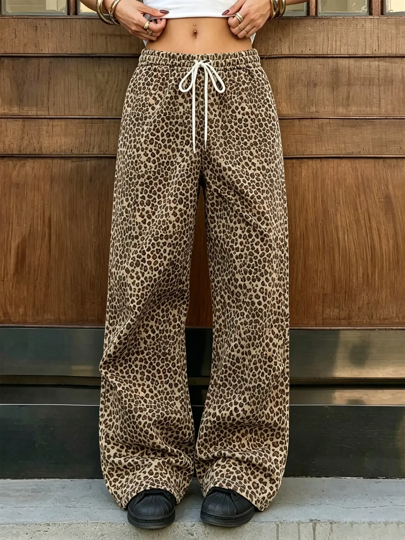 Unisex Brown Cow Print Wide Leg Sweatpants, TikTok Viral Y2K Cute Streetwear Trousers, Elastic Waist Drawstring Loose Fit Pants,Daily Street Walk, Shopping & Vacation Outfits, 2026 Trendy Kawaii Animal Print Wide Leg Pants,