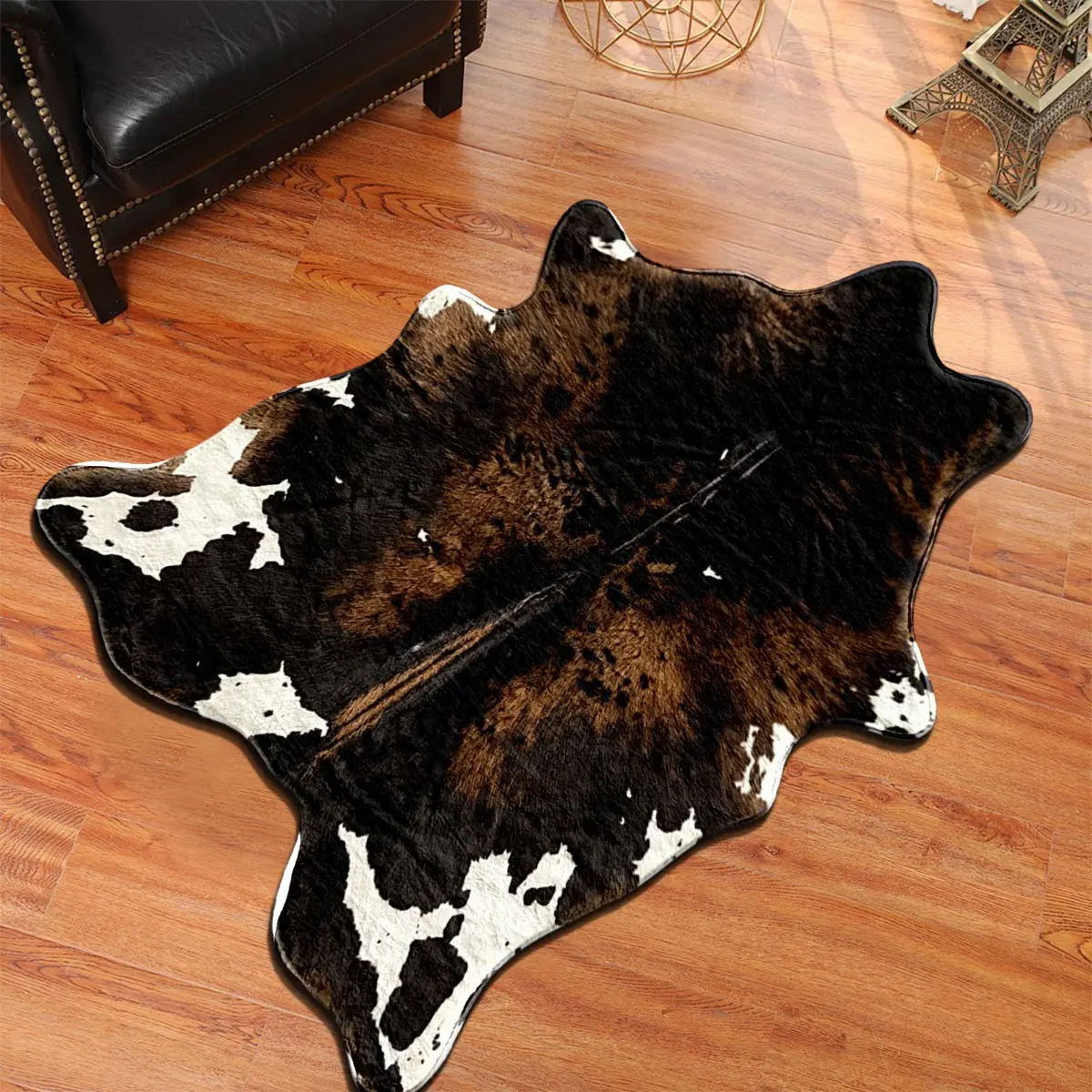 Deep Cow Print Imitation Leather Rug, American Vintage Animal Pattern, Soft Comfortable Decorative Carpet for Living Room and Study, Home Decorative Rug, Animal Printed Rug