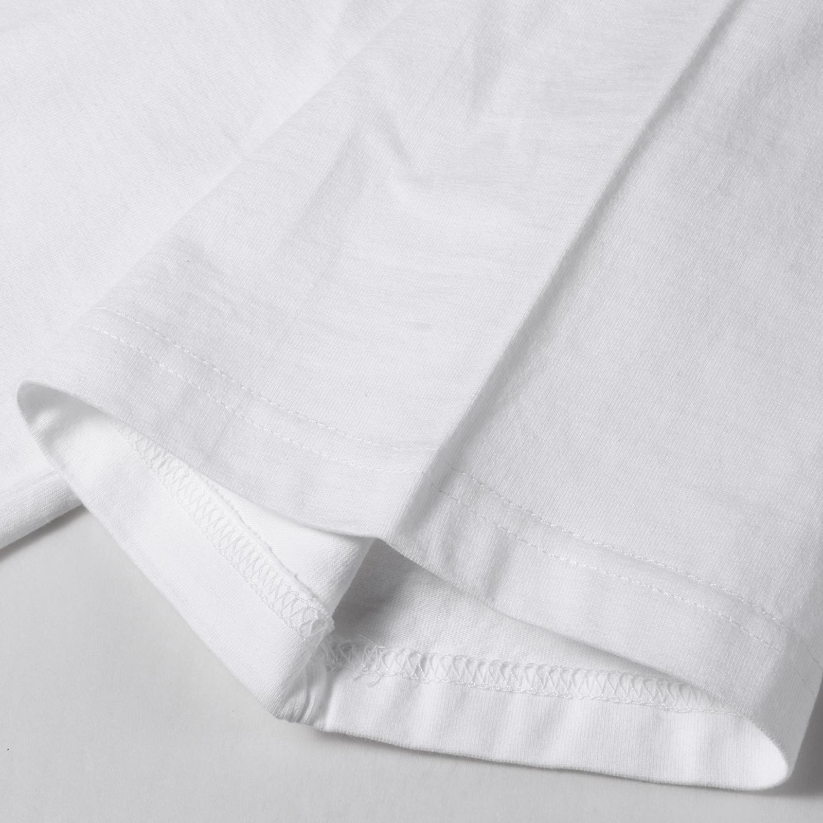 I Need A Hug From A Bad B*tch T-Shirt Cotton Crew Neck Short Sleeve Casual Classic Graphic Tee for Men Comfortable Versatile Everyday Wear