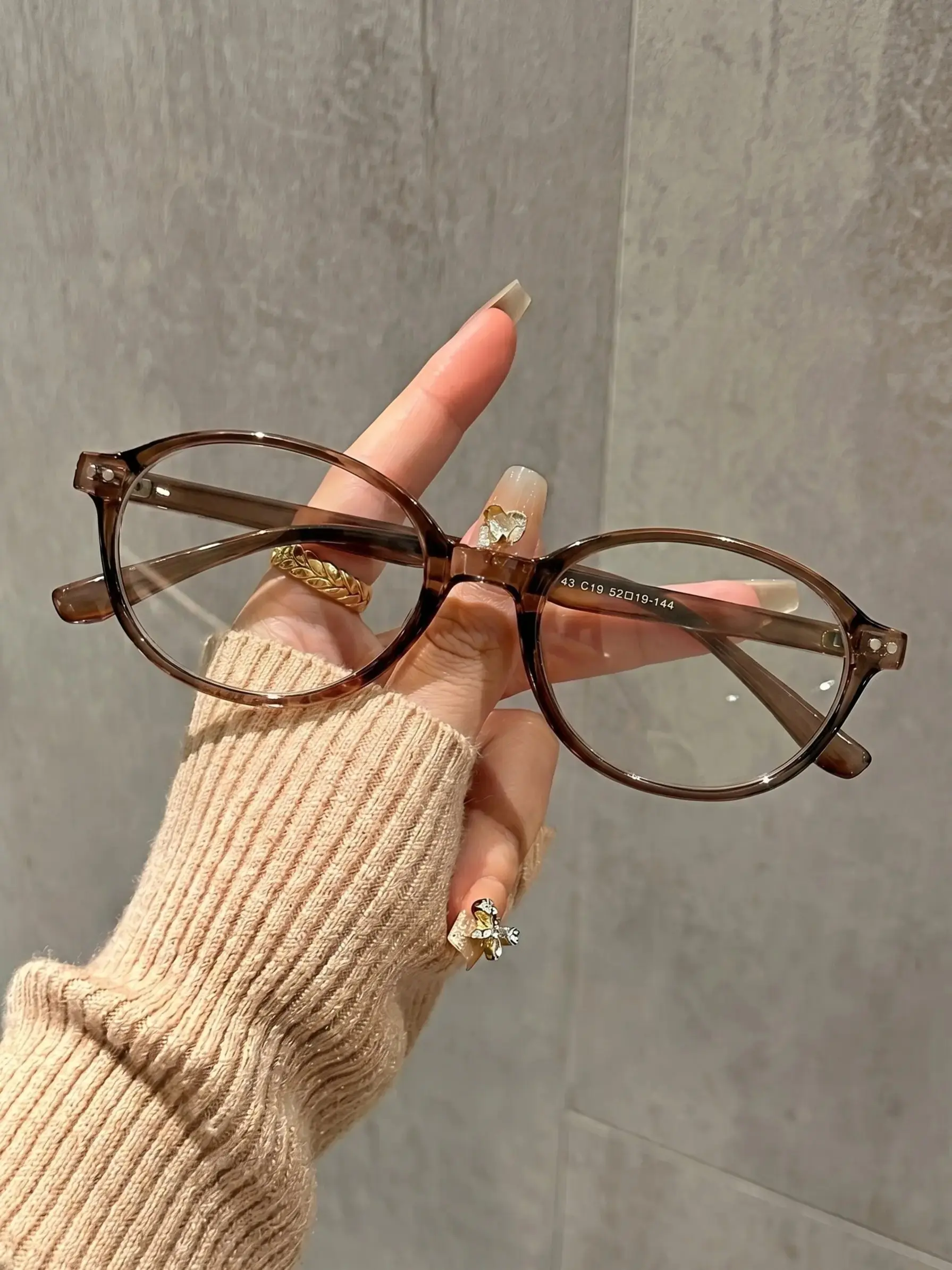 Fashionable Simple Oval Glasses, Stylish Trendy Eyewear,Lightweight Frame Design Frame Style Anti-Blue Light Small Frame Unisex, Gentle Daily Casual Trendy Pair, Eyeglasses Frames