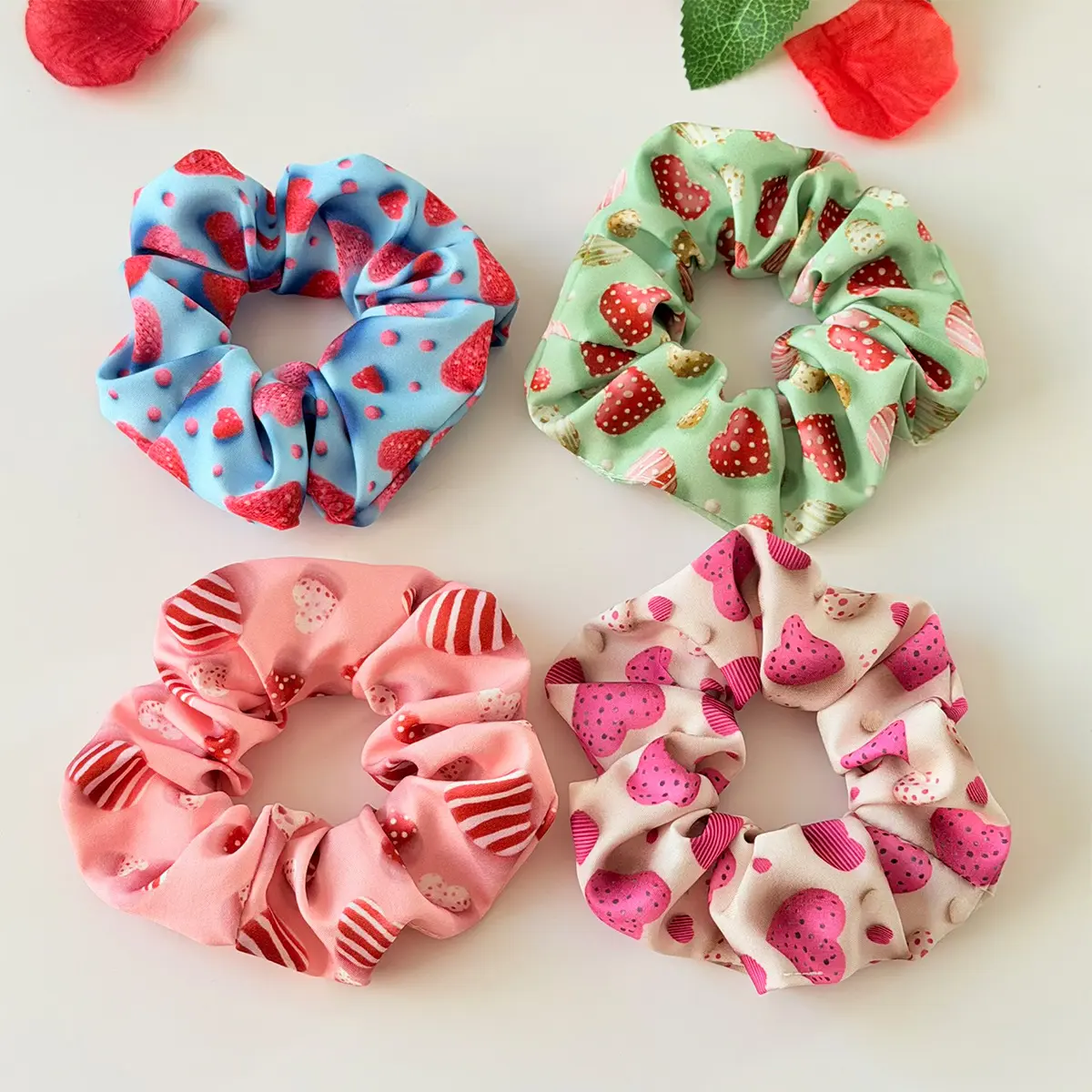 Women's 4PC High Elastic Fabric Scrunchies, Candy Heart Print Hair Ties for Ponytails, Valentine's Day Holiday Hair Accessories