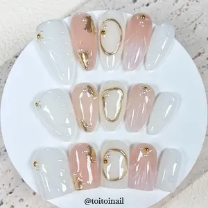 Shell Pearl Press On Nails | Medium Almond/Short Almond/Short Square,10pcs Handmade glossy milky white & nude pink nails with 3D shell texture,gold foil accents & pearl details,elegant bridal wedding reusable fake nails