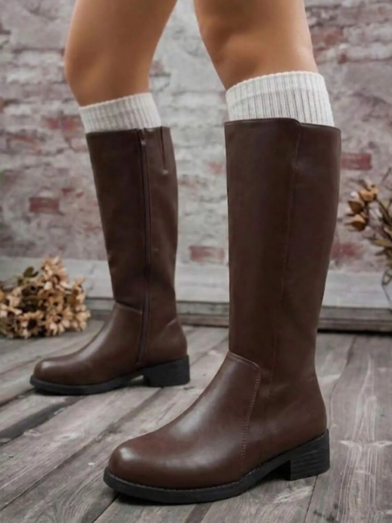 2026 Women's Side Zip High Tube Knight Boots with Zipper, Solid Color, Round Toe, Thick Low Heel, Retro Commuter Style, Fall Winter Fashion