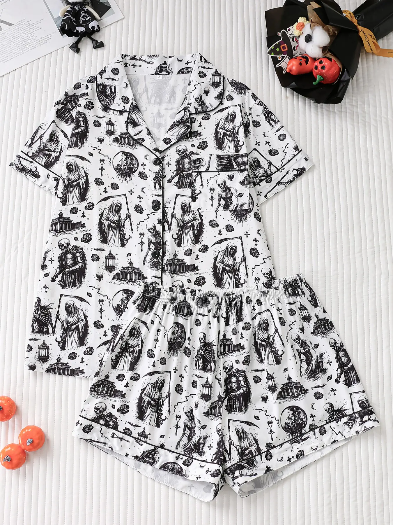 Halloween Gothic Dark Wind Pajama Set, All over Print, Short Sleeve, Fitted, Casual, Lightweight, Soft Fabric, Women's Sleepwear, Loungewear