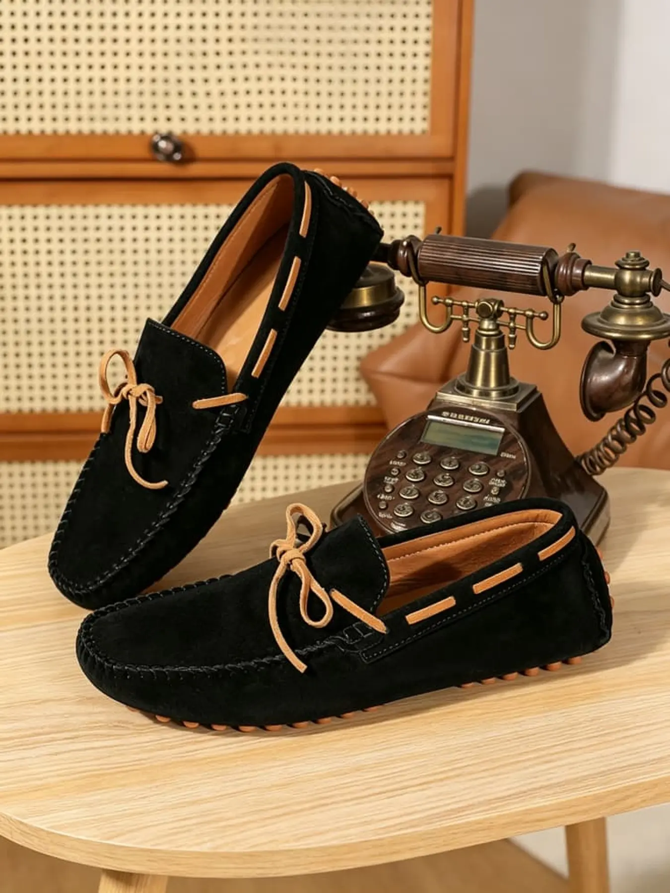 Men's casual slip-on driving loafers, casual shoes, suede bow upper, handmade stitching anti-slip rubber sole for business commute