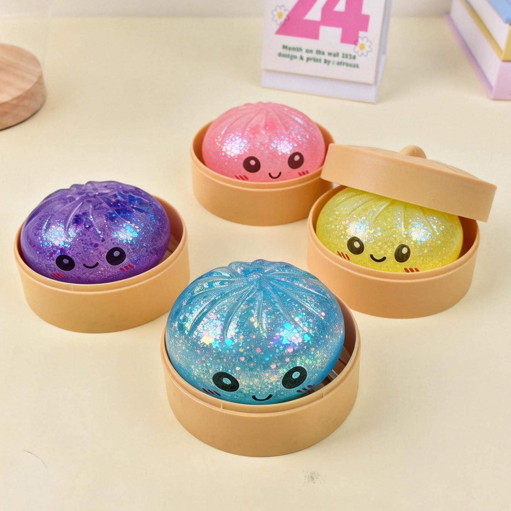 This adorable and soft dumpling toy features a smiling face and is made of supple TPR material, making it a stress-relieving toy.Packaged in a random color blind box, it's the perfect gift for children, Valentine's Day, or Easter. entertainment party