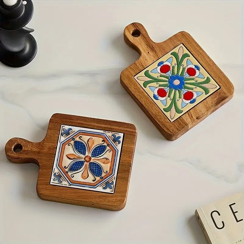 2Pcs Vintage Floral Wooden Trivet Set 14cm/5.5in Heat Resistant Pot Mat Hanging Kitchen Decor Table Hot Pad