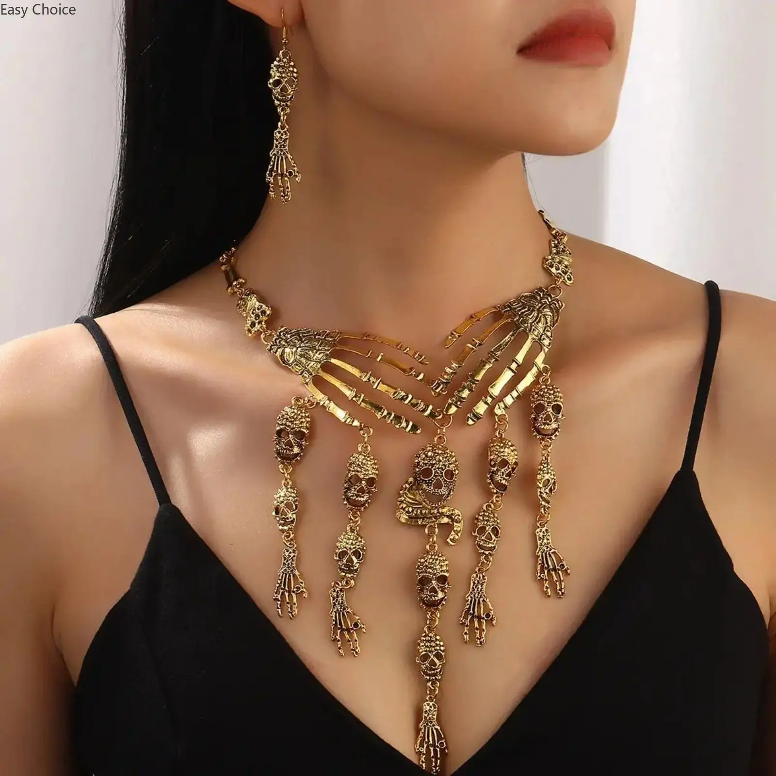 Women's 2‑Piece Gothic Punk Skull Bones Jewelry Set, KC Gold‑Plated Alloy Layered Necklaces, Bone Hand Tassel & Chainmail Choker, Creepy Halloween Party Fashion Accessory