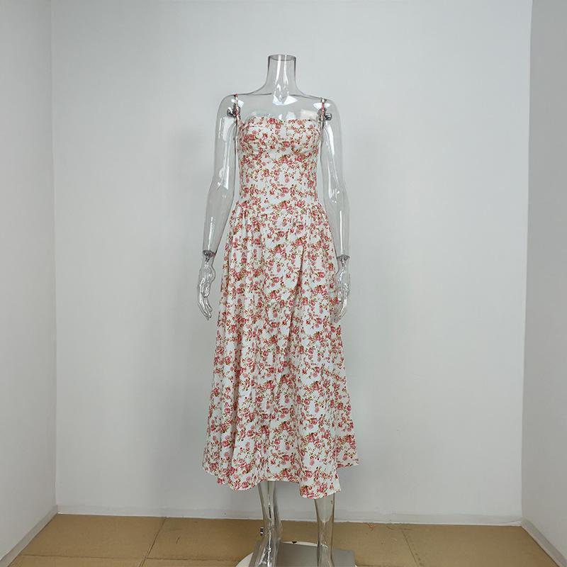 2026 beautiful women's clothing, new spring models, French retro court style solid color suspender dress