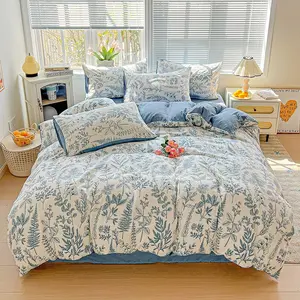 3-Piece Fashionable Bedding Set, French Style Print, Soft and Breathable, Suitable for All Seasons, Bedroom, Guest Room, Dormitory