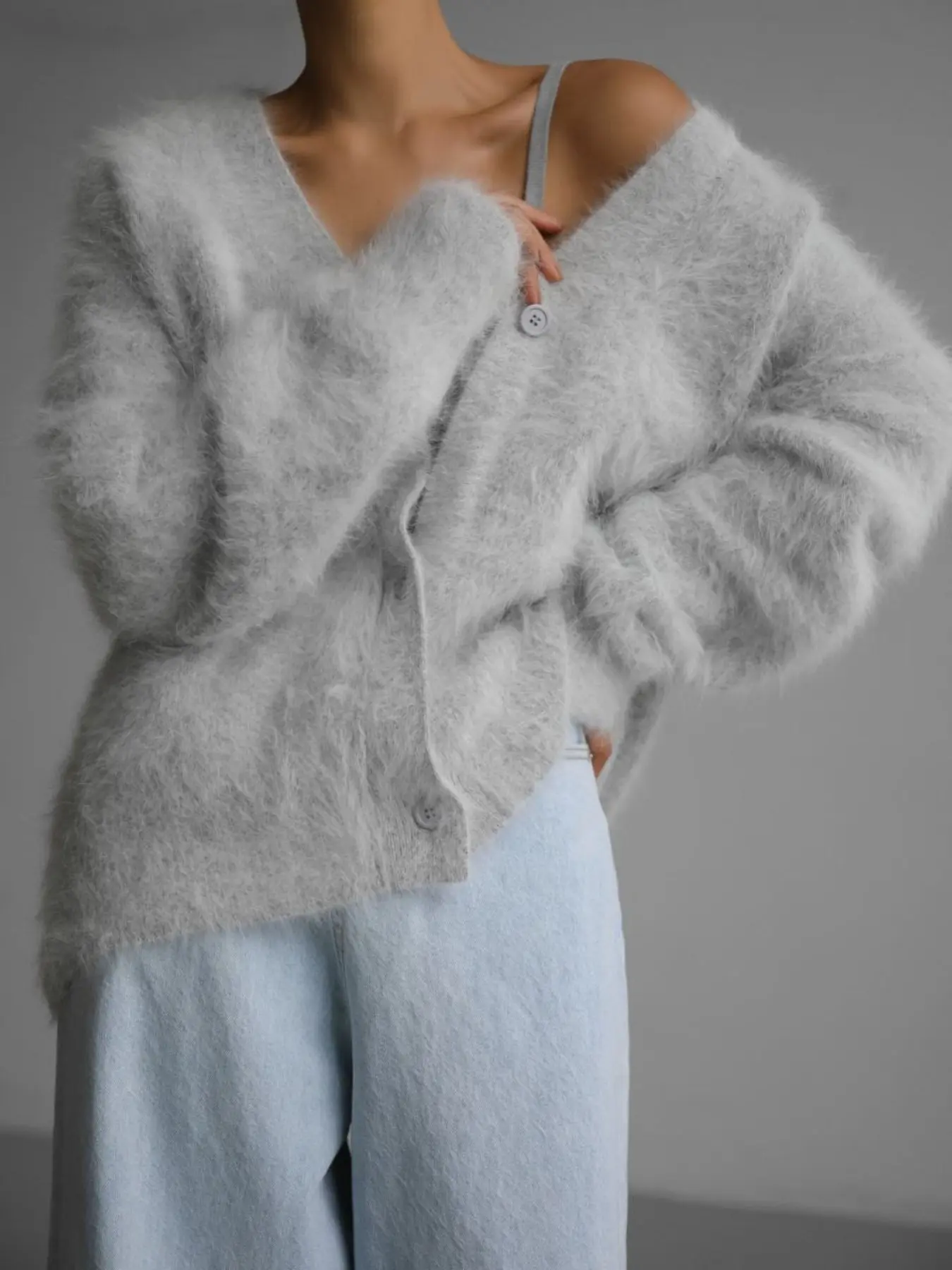 Women's Loose V-Neck Long Fleece Knit Cardigan, Soft Warm Button Closure, Casual Fall & Winter Outer Vest, Daily Fashion Top